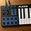 Alesis V25 MIDI Keyboard - 1