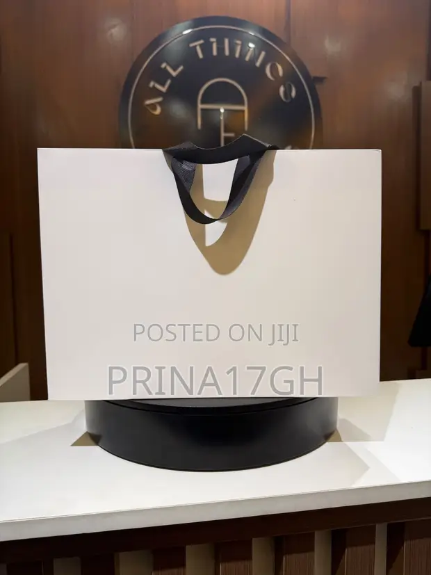 Luxury Shopping / Gift Bags - 1