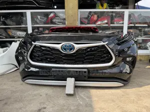 Toyota Highlander Front Bumper (2020-2023)