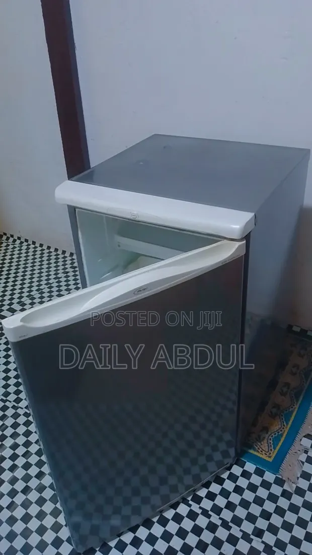 Table Top Fridge - Refurbished - 1