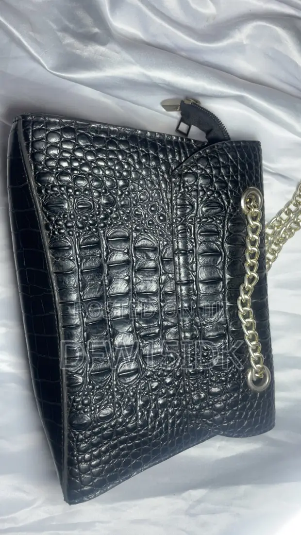 Stylish Black Crocodile Print Shoulder Bag - 1