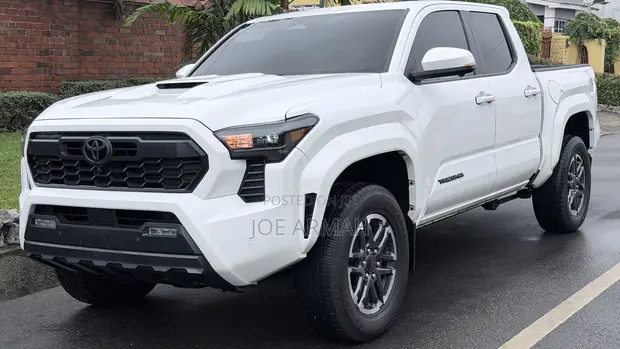 2024 Toyota Tacoma TRD Sport - 1