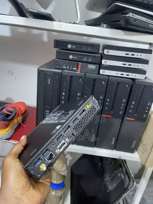 Desktop Computer: Intel Core i5, 8GB RAM, 256GB SSD