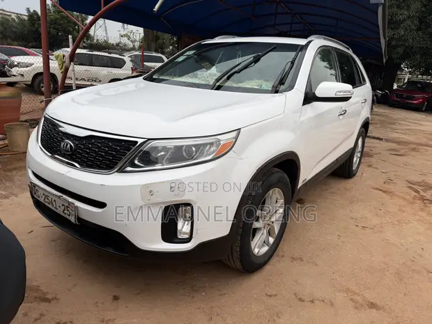 Kia Sorento 2015 White - 1