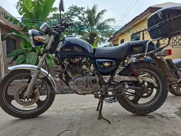 Suzuki Gixxer SF 250 1996 Black - 1