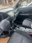 Mitsubishi Outlander SE AWC 2019 White - 4