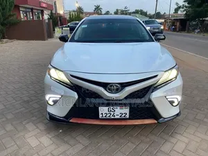 Toyota Camry 2018 - Fully Loaded Rental