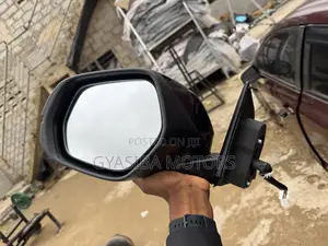 Honda HR-V 2015-2021 Driving Mirror with Light