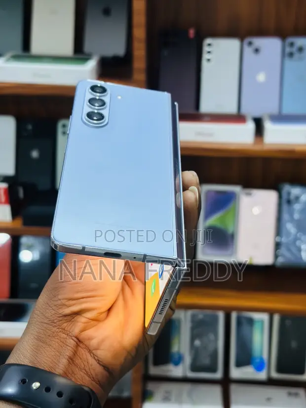 New Samsung Galaxy Z Fold 5 512GB Blue - 1
