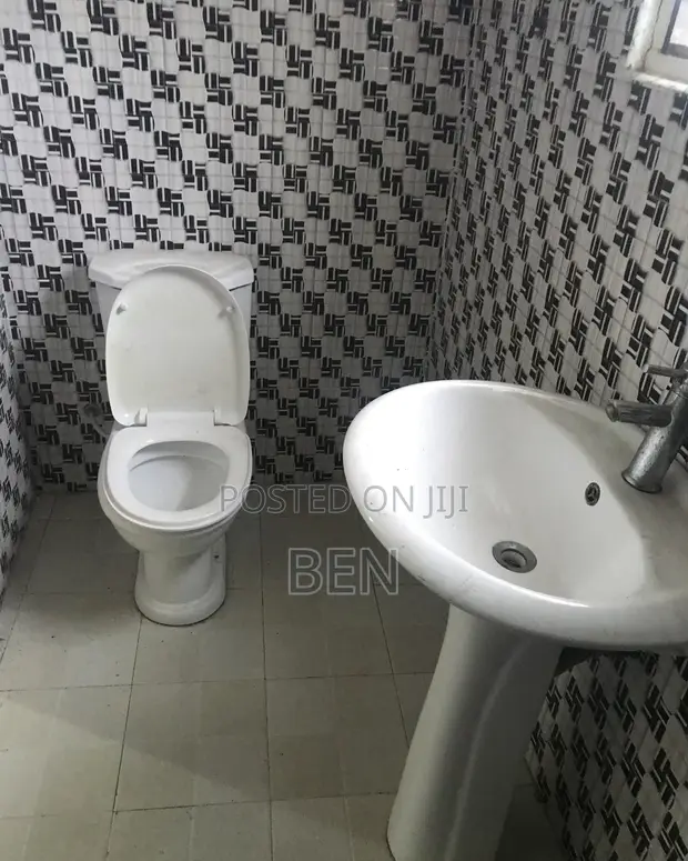 2-Bedroom House for Rent in Abelenkpe, Mosque Area - 1