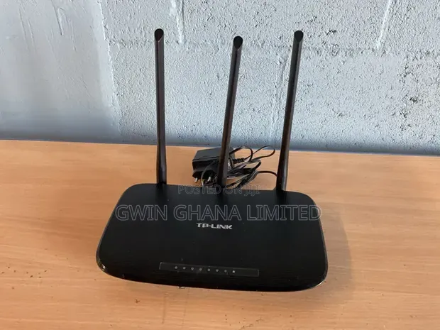 TP-Link TL-WR940N 450Mbps Wireless N Router - 1