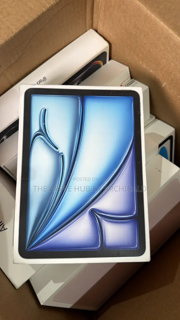 New Apple iPad Air 13 (2026) 128GB Gray - 1