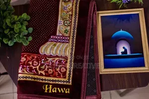 Personalized Prayer Mat Shawl - Premium Gold Print