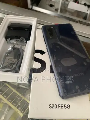 New Samsung Galaxy S20 FE 128GB