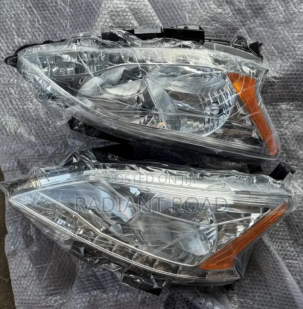 Nissan Sentra 2014 Headlight - Brand New - 1