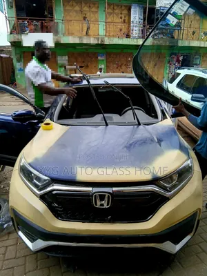 Honda CR-V Windscreen (Camera Type) - 2017-2020