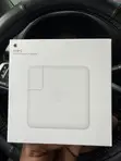 Apple 61W USB-C Power Adapter - 1