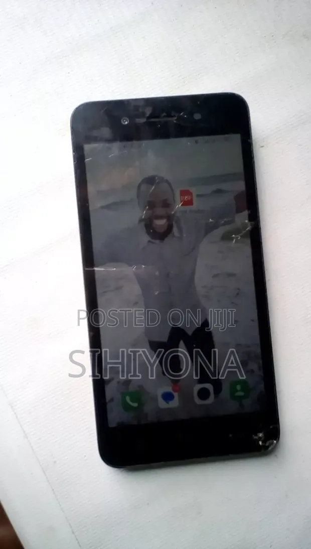 Itel A18s 32GB Black - 1