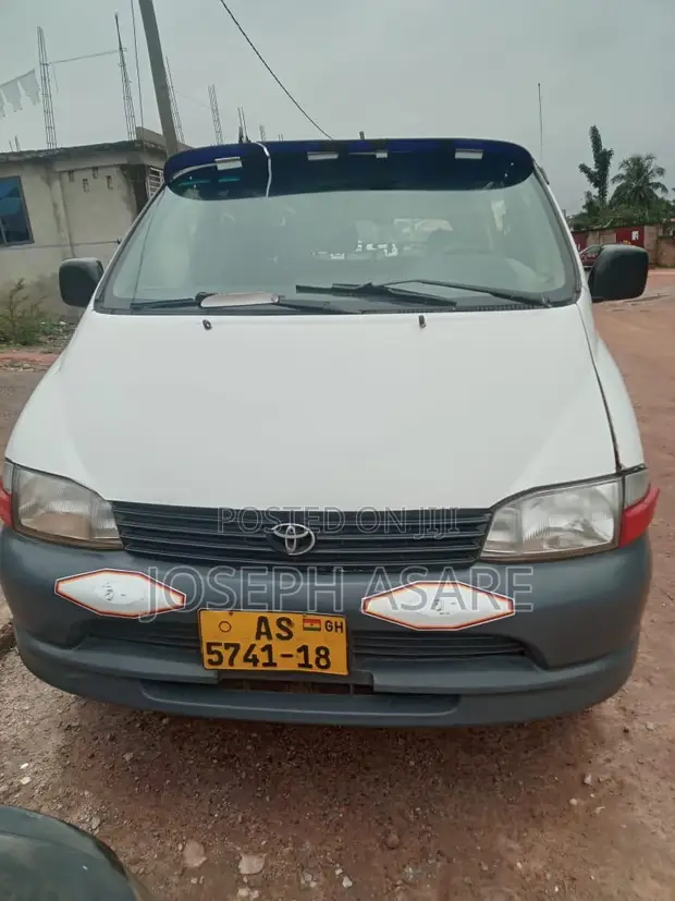 Toyota HiAce 2010 - Fully Refurbished - 1