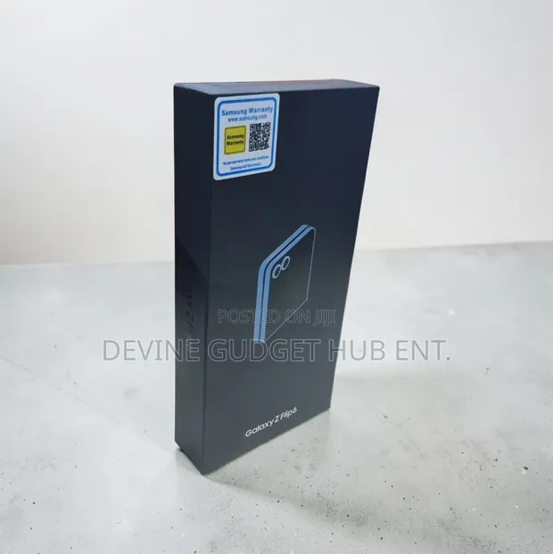 Samsung Galaxy Z Flip6 256GB Black - 1