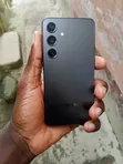Samsung Galaxy S24 128GB Gray - 4