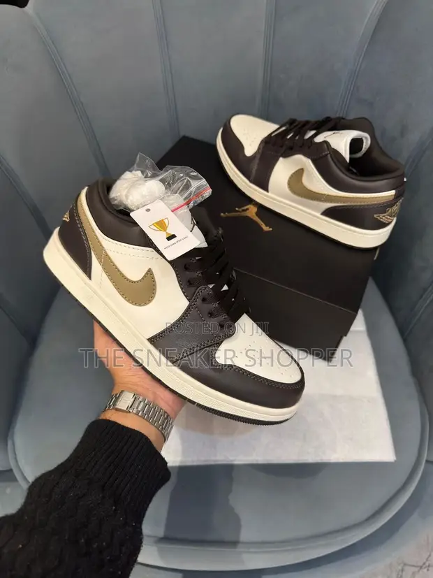 Air Jordan 1 Low Premium Tan Brown - 1