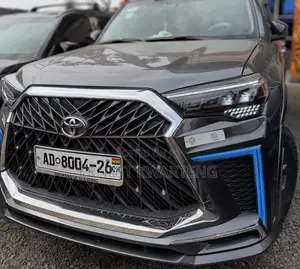 Toyota 4-Runner SR5 2017 Black