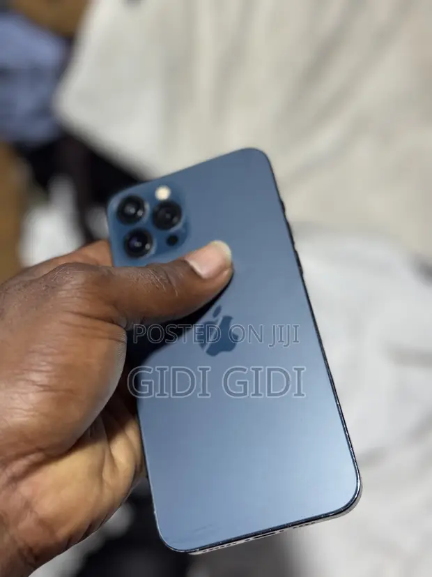 Apple iPhone 12 Pro Max 256GB Blue - 1