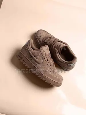 Nike Air Force 1 '07 LV8 Suede Brown