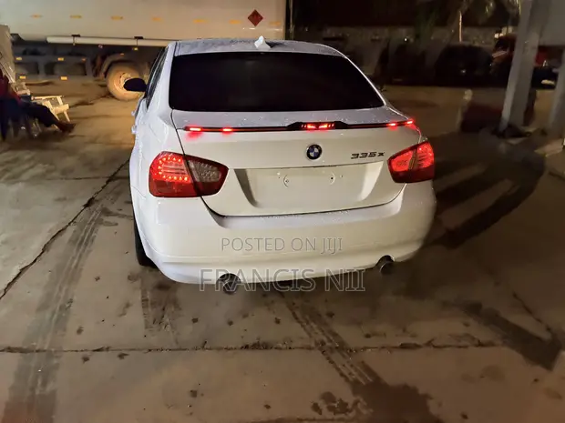 BMW 335i 2009 White - 1