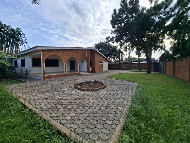 4 Bedroom House for Rent in Ashongman Estate, Ga East - 1
