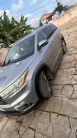 2015 Toyota Highlander XLE AWD SUV - 2
