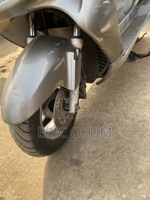 Honda Scooter 2009 - 1
