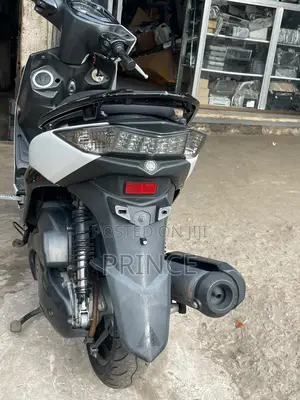 Yamaha Scooter 2023 - White