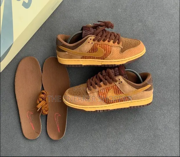 Nike Dunk Low PRM "Cacao Waffle / Corduroy" - 1