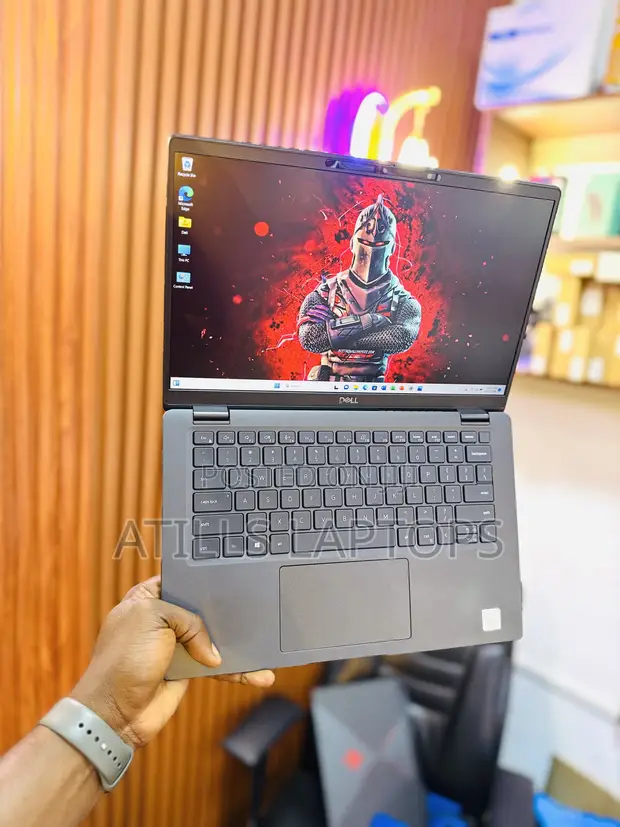 Dell Latitude 7410 Laptop - Core i7, 16GB RAM, 256GB SSD - 1
