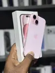 Apple iPhone 15 128GB Pink - 3
