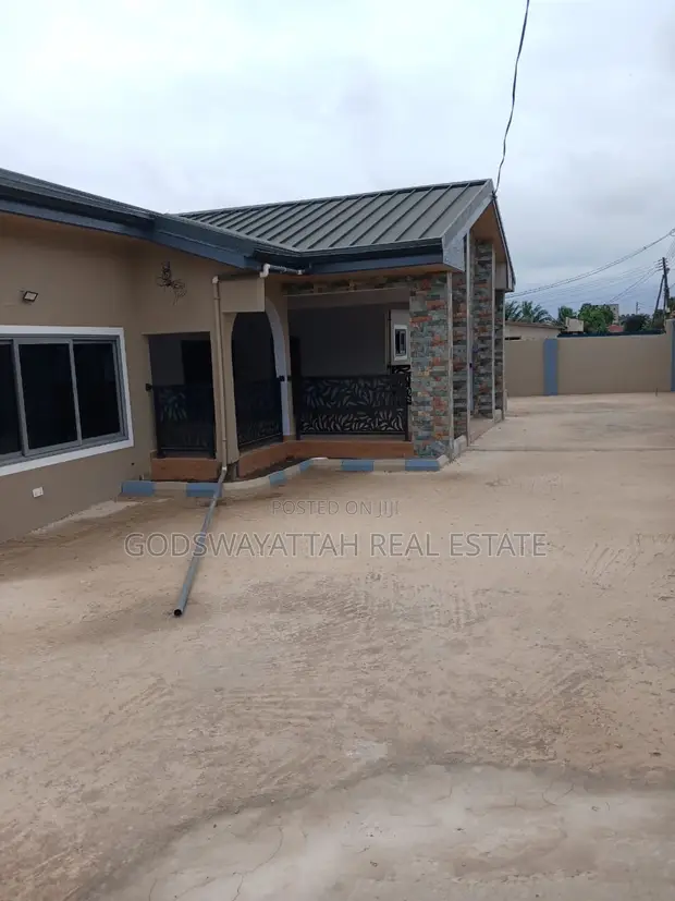 4 Bedroom House for Rent in East Legon, Adjiriganor - 1
