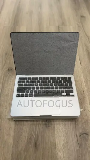 Apple MacBook Air 2024 M3 16GB RAM 256GB SSD