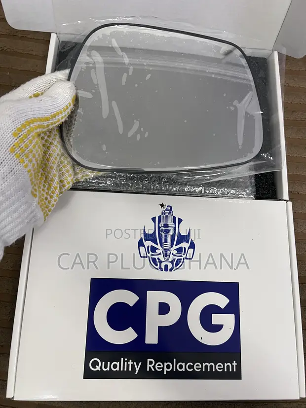 Hyundai Veloster Side Mirror Glass (2011-2017) - 1