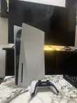 PS5 Standard Edition - Very Neat - 2
