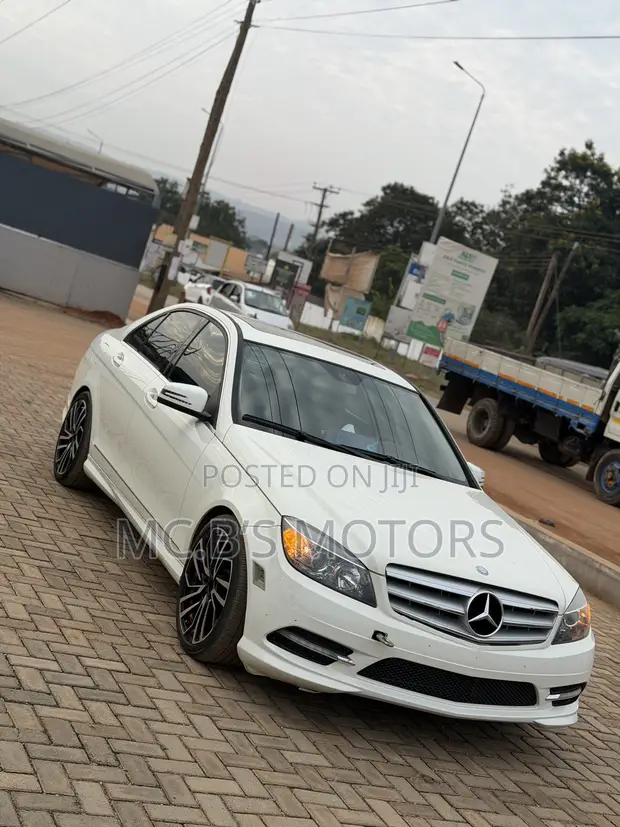 Mercedes-Benz C300 2014 White - 1