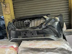 Toyota Highlander Front Bumper (2020-2025)
