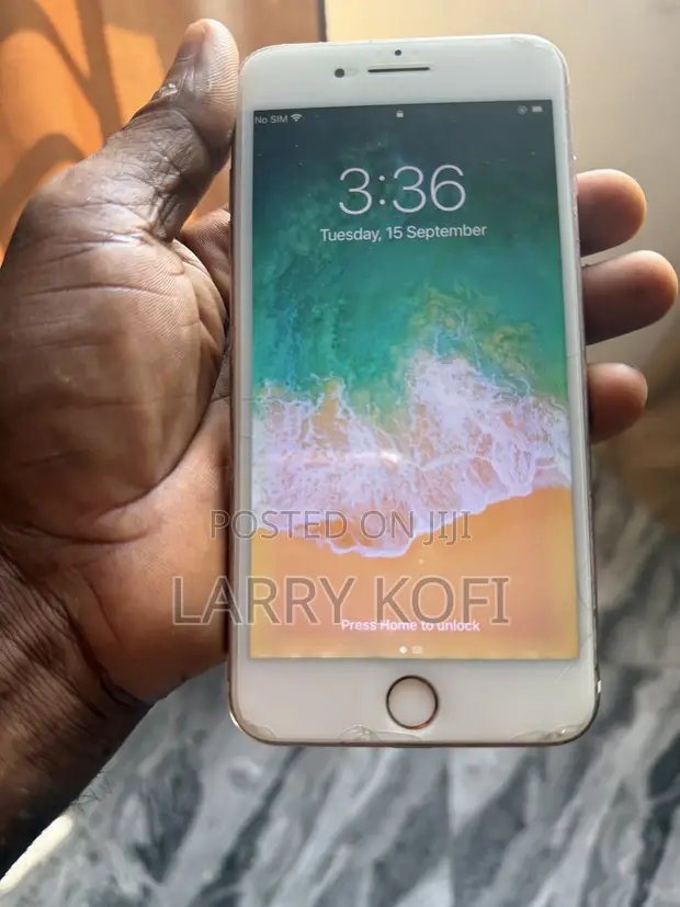 Apple iPhone 7 Plus 128GB Silver - 1