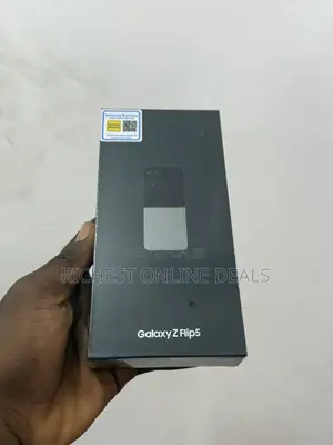 New Samsung Galaxy Z Flip 5 256GB Blue