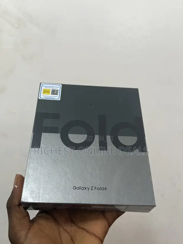 Samsung Galaxy Z Fold4 256GB Black - 1