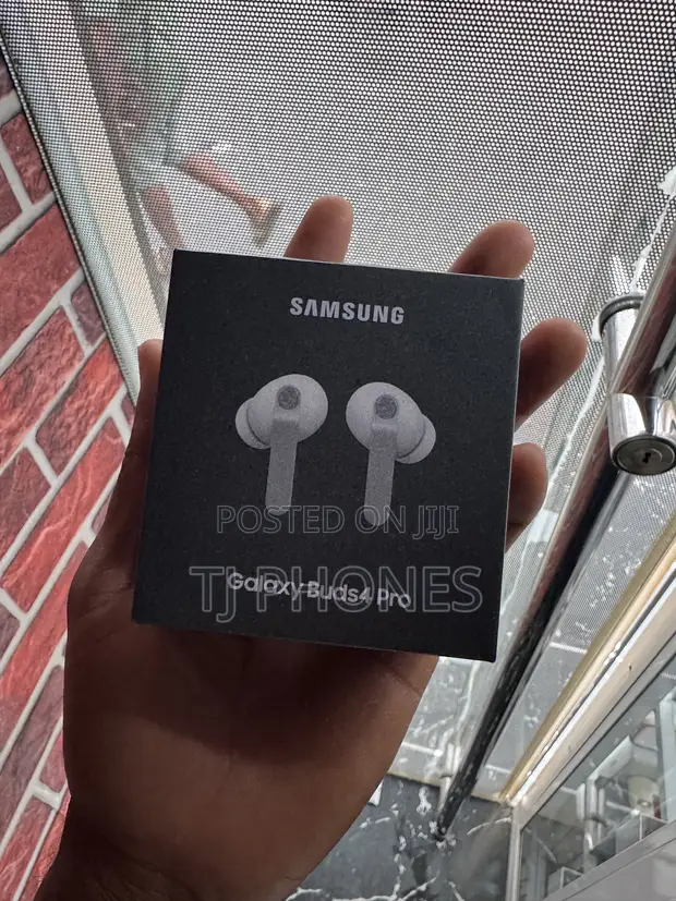 Samsung Galaxy Buds4 Pro - 1
