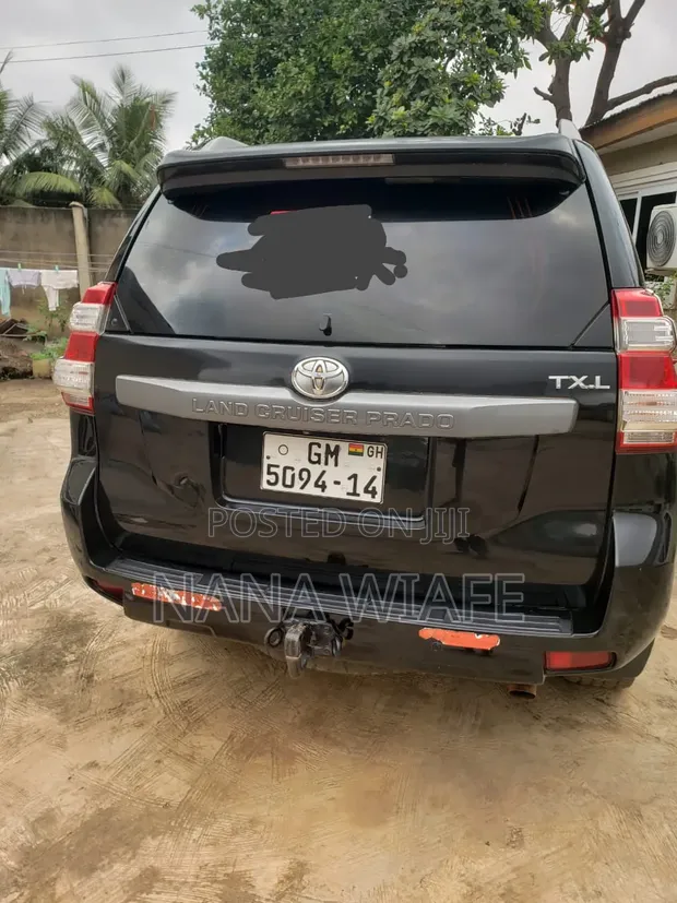 Toyota Land Cruiser Prado 2014 Black - 1
