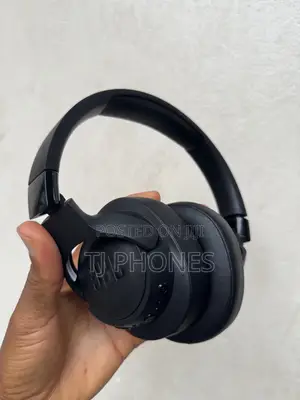 JBL Tune 760NC Headphones