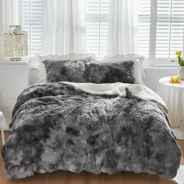 Fluffy Duvet Set - Soft, Warm & Luxurious Bedding - 1